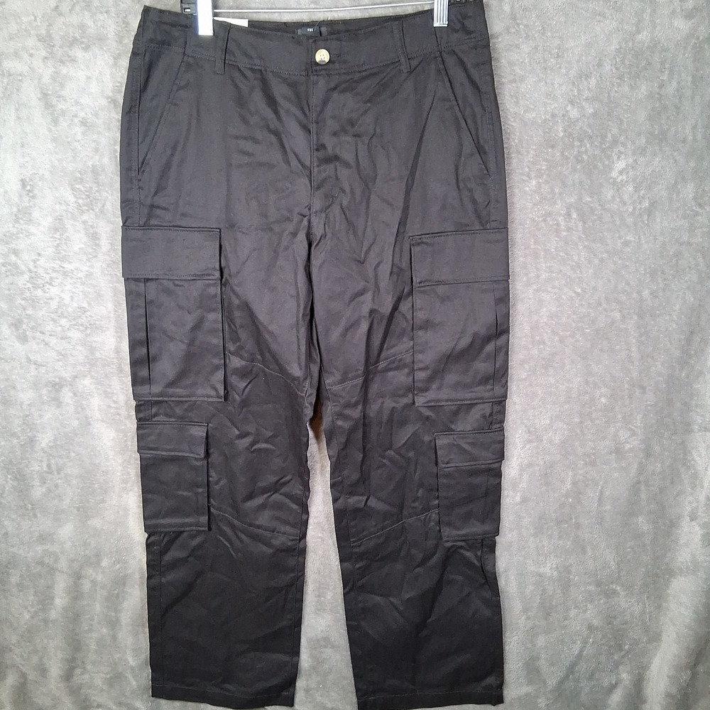 H&M Cargo Pants Mens 33x30 Black Relaxed Fit Casual Preppy Utility NWT